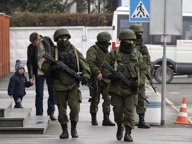 Украинским военным в Крыму разрешили открывать огонь Украинским военным в Крыму разрешили открывать огонь