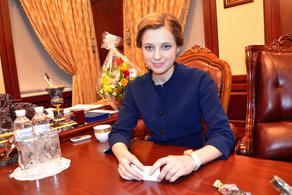 Возглавить прокуратуру Крыма в эти дни испугались четверо мужчин. А она - согласилась Возглавить прокуратуру Крыма в эти дни испугались четверо мужчин. А она - согласилась