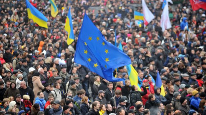 Киевские врачи: на Майдане лекарства воровали коробками