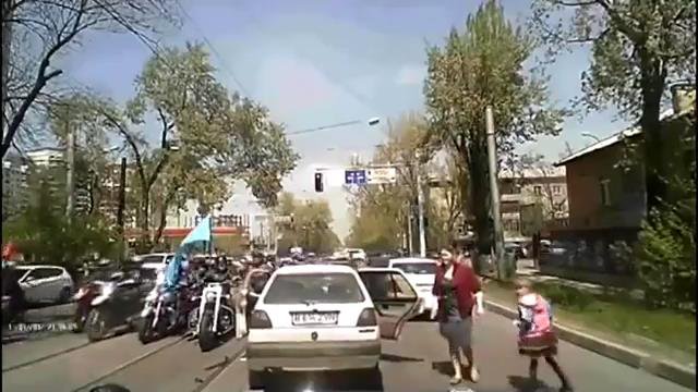 Мотоциклист попал в дтп