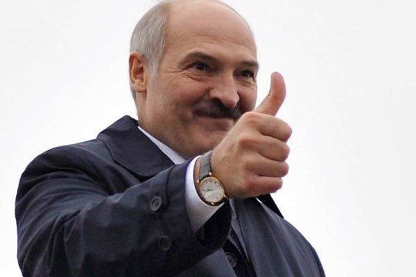 Лукашенко грозится вернуть крепостное право на селе