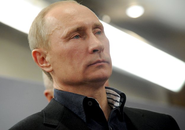 Путин дал распоряжение ФСБ усилить охрану границы с Украиной