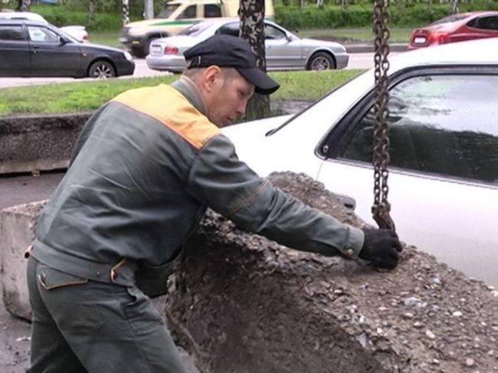 Паркуйтесь в Новокузнецке правильно (5 фото) Паркуйтесь в Новокузнецке правильно (5 фото)