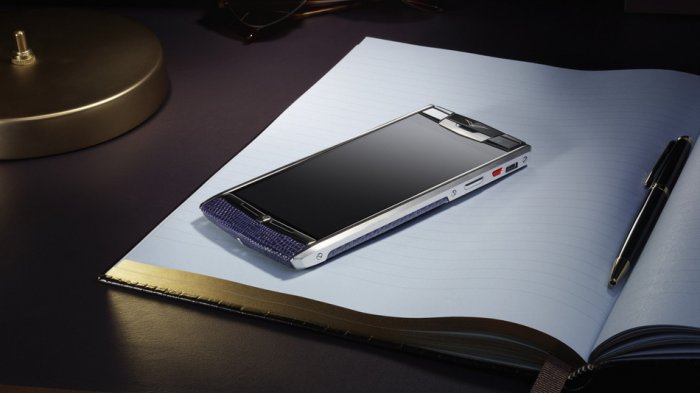 Новый смартфон от Vertu