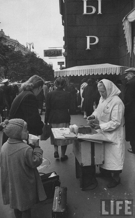 Москвички в 1956 году (52 фото)