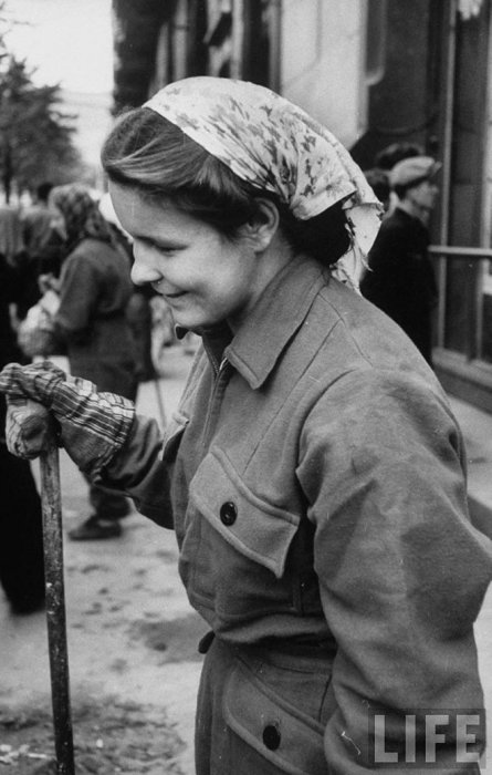 Москвички в 1956 году (52 фото)