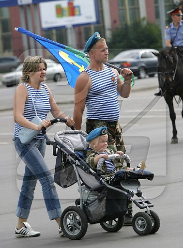 День ВДВ. То что остается за кадром