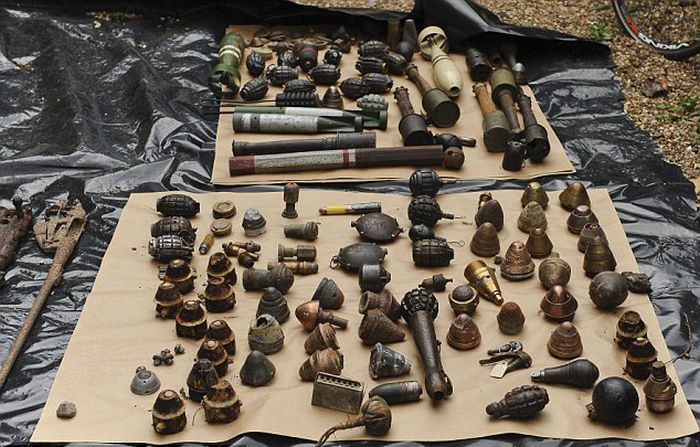 Боевой арсенал в неприметном сарайчике