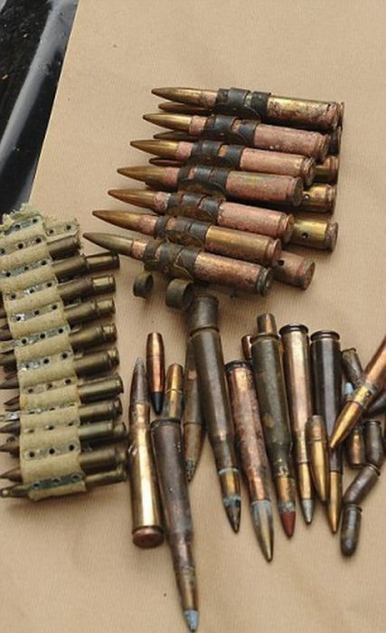 Боевой арсенал в неприметном сарайчике