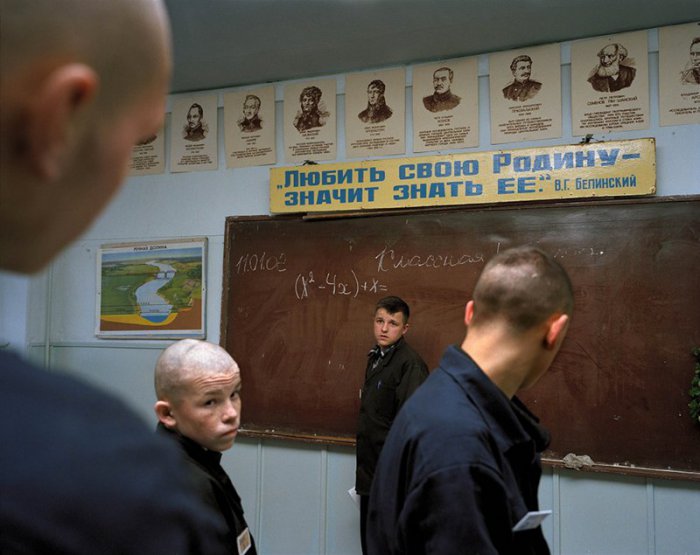 Несовершеннолетние заключенные в колониях Сибири