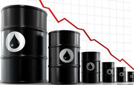 Россияне живут в два раза лучше, чем работают