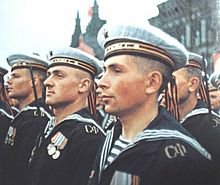 Георгиевская или Гвардейская? Носить или нет?