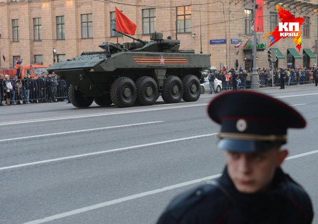 «Армата» сбросила брезентовую маскировку