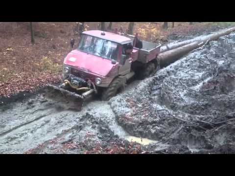 Старенький Unimog смог!
