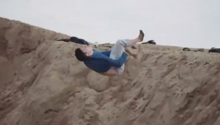 Ребята неплохо научились летать