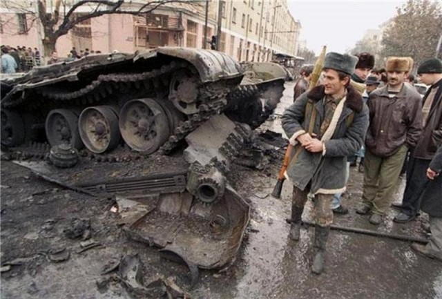 1990-е: помнить, чтобы не повторилось 1990-е: помнить, чтобы не повторилось