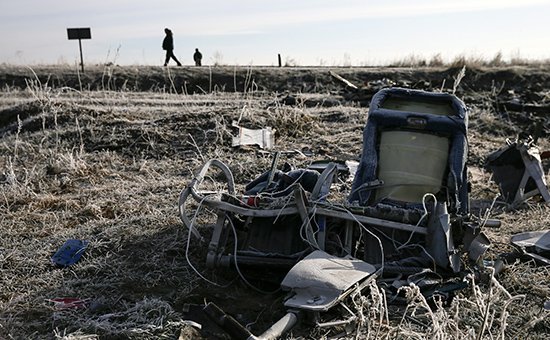 Bellingcat опровергла все российские версии крушения Boeing в Донбассе Bellingcat опровергла все российские версии крушения Boeing в Донбассе