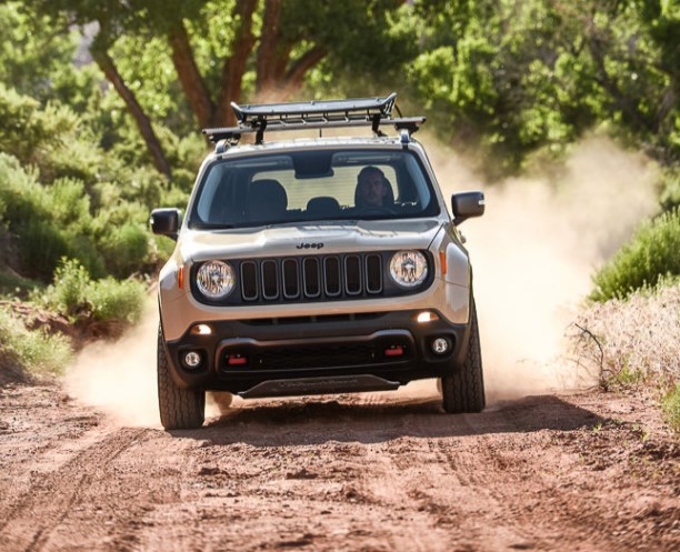 Jeep Renegade. Проходимый кроссовер, но дорогой! Jeep Renegade. Проходимый кроссовер, но дорогой!