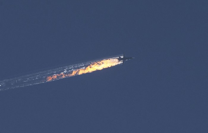 Гражданский пилот записал предупреждения Турции российскому бомбардировщику
