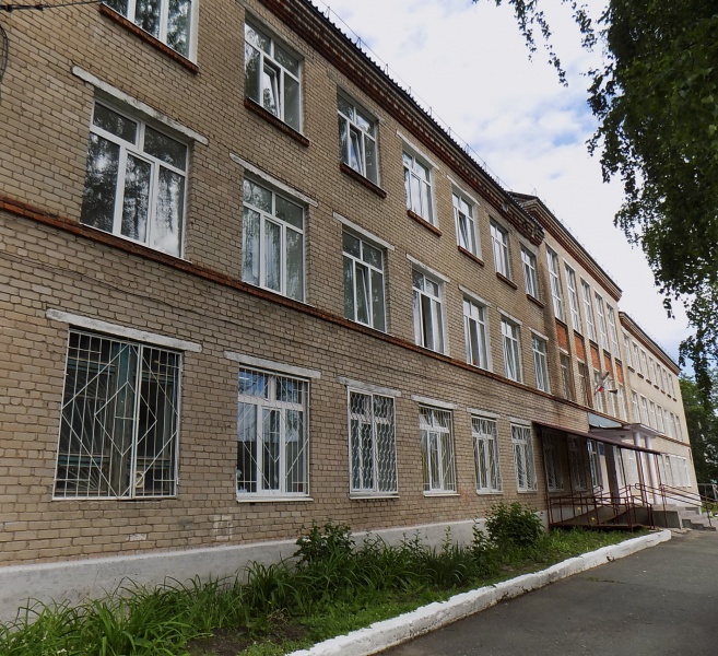 Школьники избили одноклассницу за отсутствие денег на выпускной    