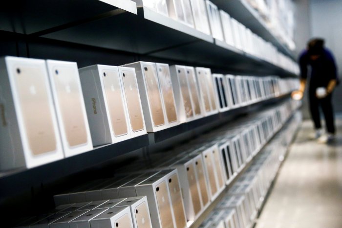 Сколько зарабатывает Apple на каждом iPhone 7?