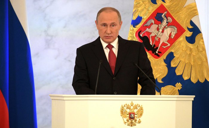 Путин заявил об успехе российских программ поддержки демографии