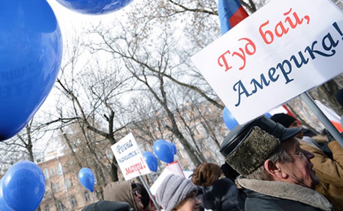 Россияне пересчитали врагов и друзей