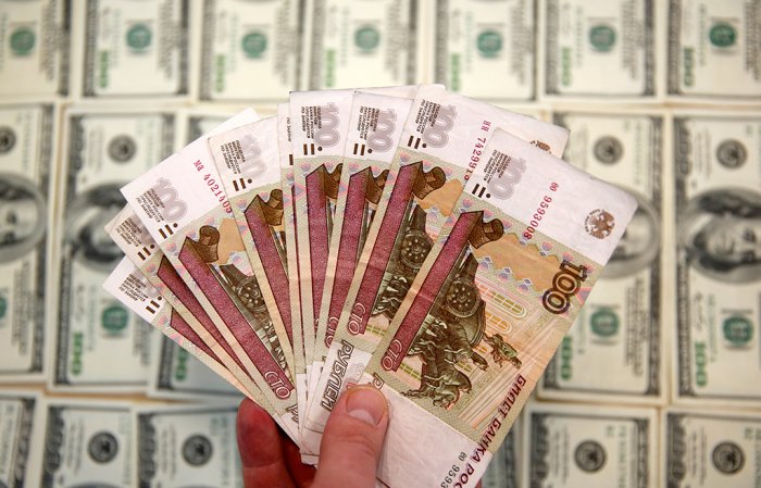 Каждый шестой житель РФ считает себя обеспеченным