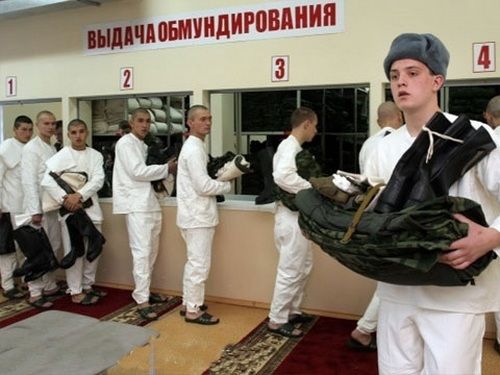 В Совфеде предложили вернуть в России двухлетнюю службу в армии по призыву    