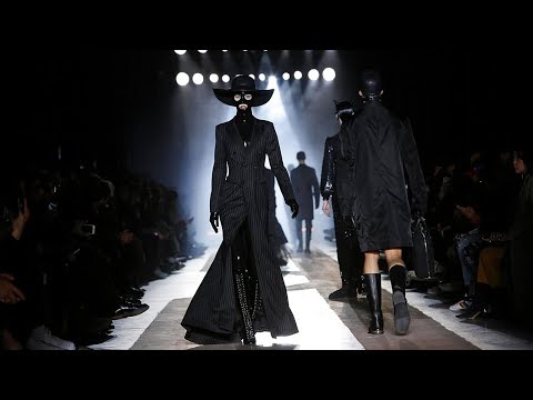 Коллекция Moschino осень/зима 2018/2019