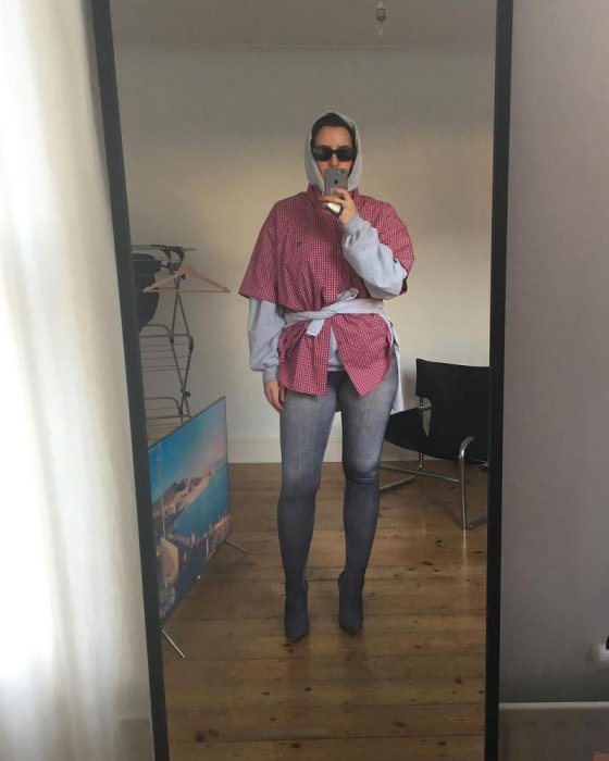 Кажется, инстаграм дома моды Balenciaga подсел на дурь