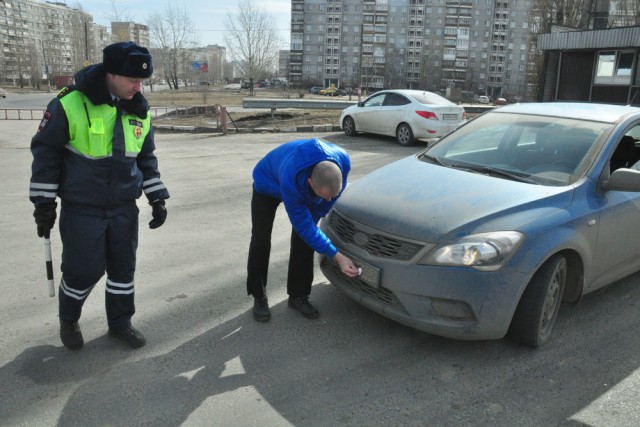 Знак, забрызганный грязью, не повод для лишения прав. Знак, забрызганный грязью, не повод для лишения прав.