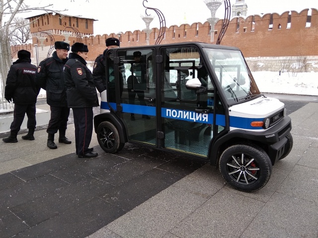 Полицейские электромобили будут патрулировать центр Тулы