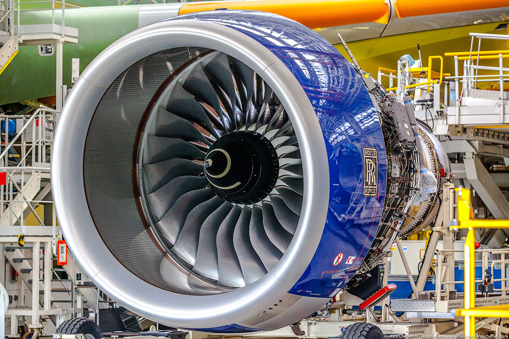 Процесс производства самого большого в мире пассажирского самолета Процесс производства самого большого в мире пассажирского самолета