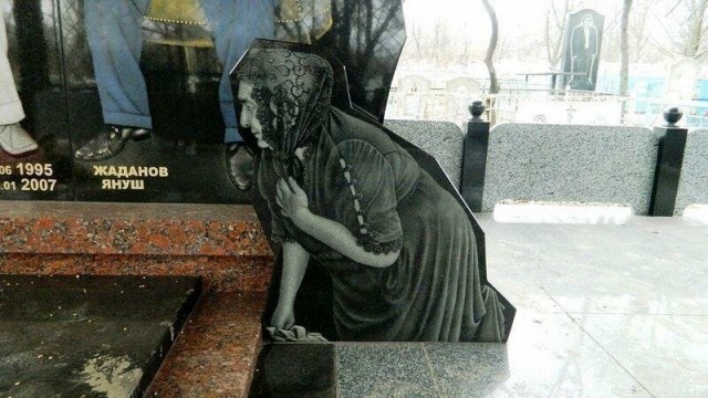 Цыганские погребения: несметные богатства и подземные дома