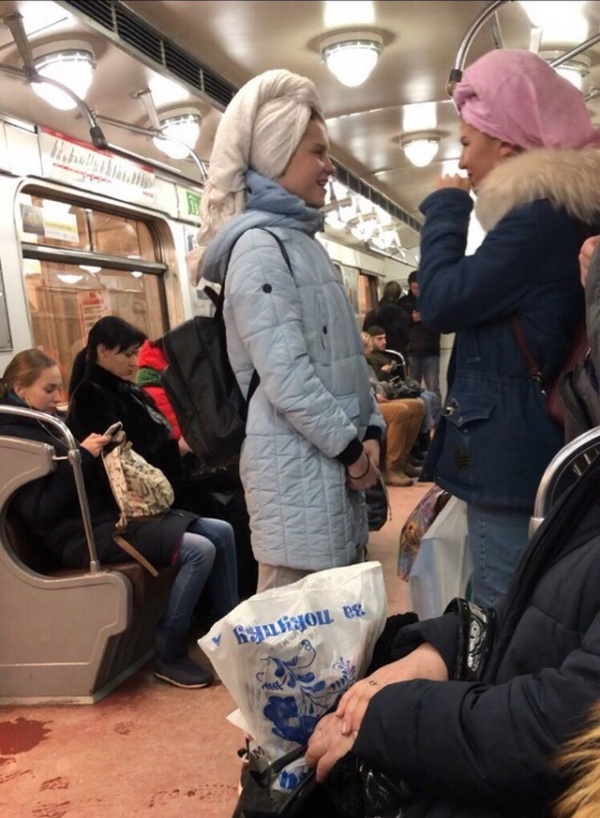 Модники и модницы российского метрополитена
