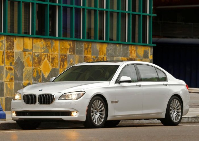 Развитие BMW «семерок» легендарной серии