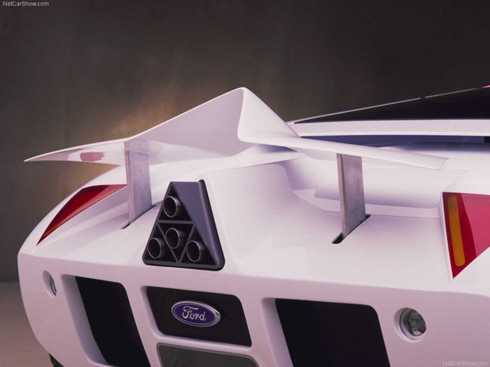 Малоизвестный концепт Ford GT 90 Малоизвестный концепт Ford GT 90