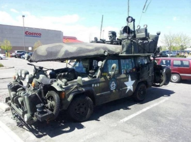 Странные автомобили и необычный тюнинг