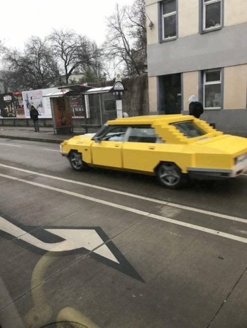 Странные автомобили и необычный тюнинг