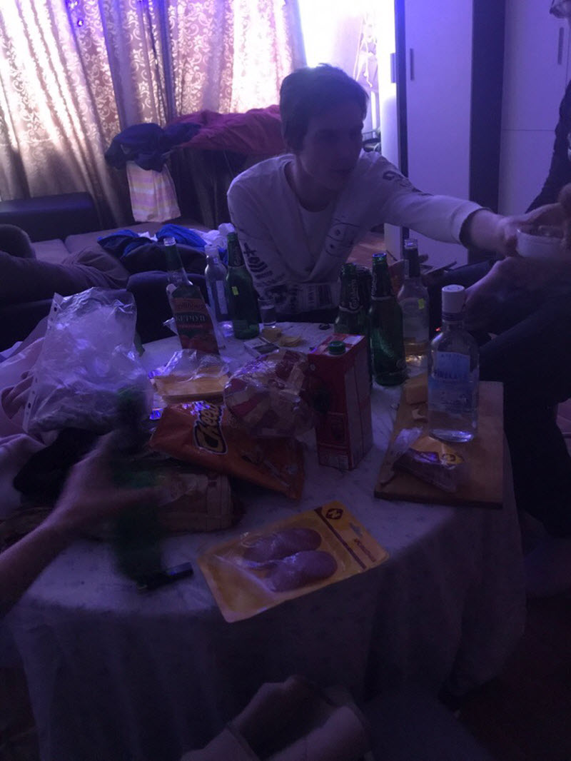 Молодёжные пьянки и вечеринки