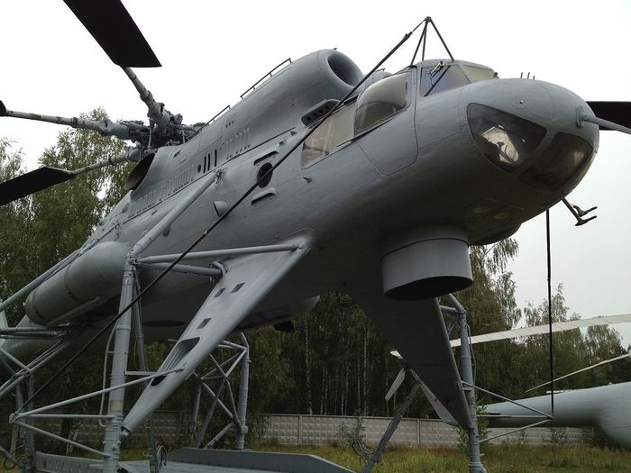 Ми-10 – военный летающий кран