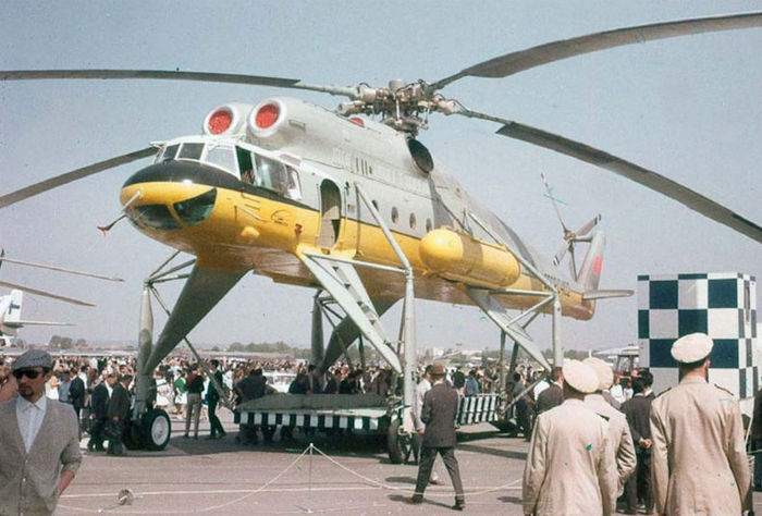 Ми-10 – военный летающий кран