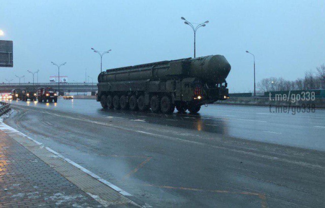 Мобильный ракетный комплекс на МКАД