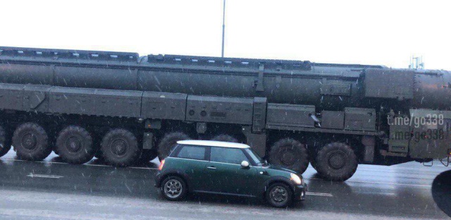 Мобильный ракетный комплекс на МКАД