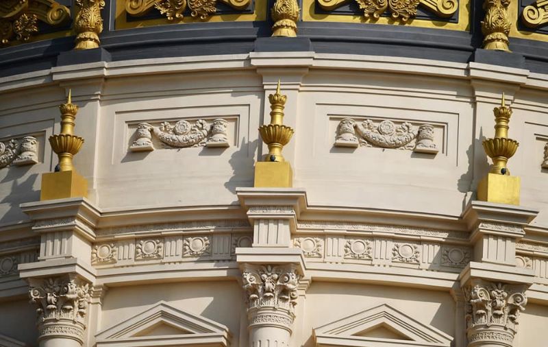Бизнесмен строит для себя королевский дворец и уже вбухал в него $17 млн