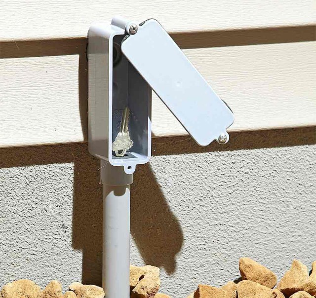 Где в частном доме можно сделать тайник