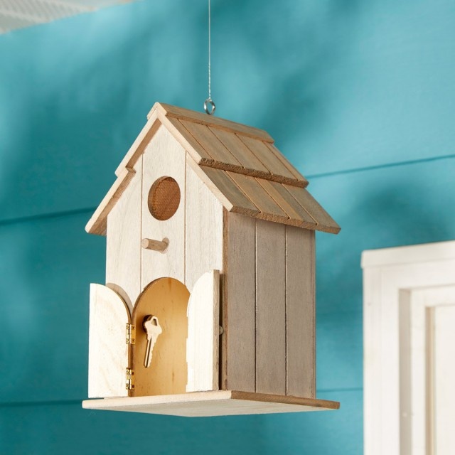 Где в частном доме можно сделать тайник