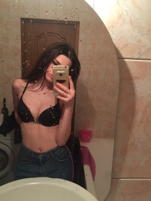 Девушки бывают разные