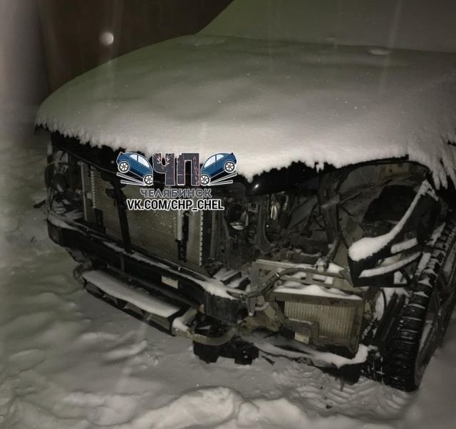 В Челябинске злоумышленники разобрали внедорожник Mercedes за одну ночь